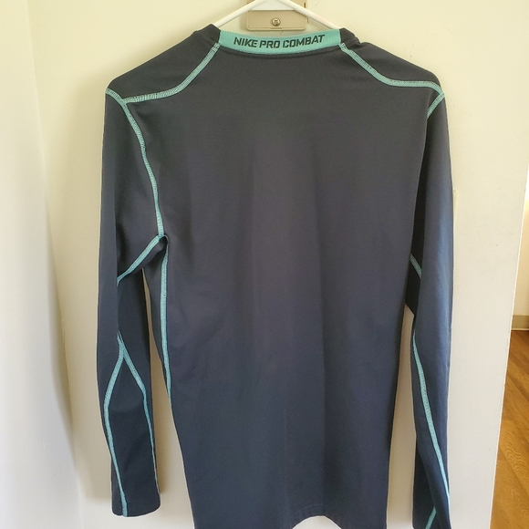 Nike First Form Combat Hyperwarm shirt, medium - Picture 3 of 4